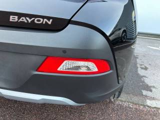 14100 : Hyundai Lisieux - Trajectoire Automobiles - HYUNDAI Bayon - Bayon - Phantom Black Métal - Traction - Essence/Micro-Hybride