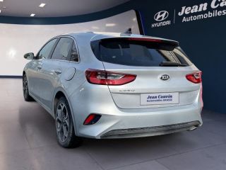 06130 : Hyundai Grasse - Garage Jean Cauvin - KIA Ceed - Ceed - gris clair - Traction - Essence