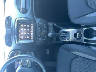 33260 : Hyundai Arcachon - Sipa Automobiles - JEEP RENEGADE Limited - RENEGADE - NOIR - Boîte automatisée - Essence sans plomb