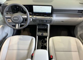 13200 : HYUNDAI Arles - Lexa Automobile - HYUNDAI KONA Executive - KONA II - Gris - Automate sequentiel - Essence / Courant électrique