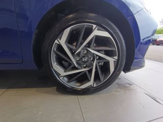 59640 : Hyundai Dunkerque - Europ&#039;Auto - HYUNDAI i20 - i20 - Intense Blue Métal/Toit/rétro Black - Traction - Essence/Micro-Hybride