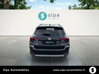 31200 : Hyundai TOULOUSE NORD - AUTO NORD - FIAT TIPO SW MY23 Cross - TIPO II - NOIR - Boîte automatique - Essence sans plomb