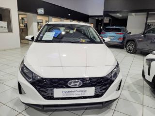 82005 : Hyundai Montauban - Pierre Guirado Automobiles - HYUNDAI i20 - i20 - Atlas white saw-nnb - Traction - Essence/Micro-Hybride