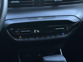 77240 : Hyundai Melun - CAP FOURNIER - HYUNDAI BAYON Executive - BAYON - Vert - Automate sequentiel - Essence sans plomb