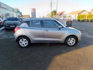 28500 : Hyundai Dreux Motors - SUZUKI Swift - Swift - Premium Silver métallisé - Traction - Essence/Micro-Hybride