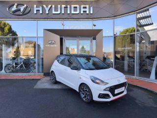 19100 : Hyundai Brive-la-Gaillarde - Garage Pouget - HYUNDAI i10 - i10 - Polar White/Toit/rétros Black - Traction - Essence