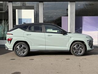 57100 : Hyundai Thionville - Théobald Automobiles - HYUNDAI Kona - Kona - Mirage Green/Toit/rétros Black - Traction - Hybride : Essence/Electrique