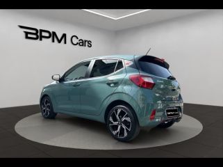 92250 : Hyundai La Garenne-Colombes - BPM Cars - HYUNDAI i10 - i10 - Mangrove Green Métal/Toit/rétros Black - Traction - Essence