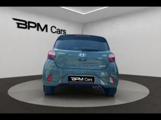 92250 : Hyundai La Garenne-Colombes - BPM Cars - HYUNDAI i10 - i10 - Mangrove Green Métal/Toit/rétros Black - Traction - Essence