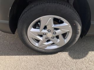 49070 : Hyundai Angers - Oceane Automobiles - HYUNDAI KONA Creative - KONA II - Blanc - Boîte manuelle - Essence sans plomb