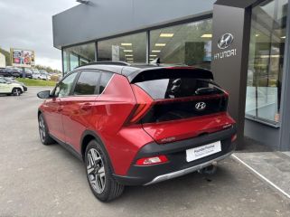 50300 : Hyundai Avranches - GCA - HYUNDAI Bayon - Bayon - Dragon red  / phantom black - Traction - Essence/Micro-Hybride