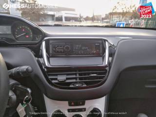 67800 : Hyundai Strasbourg - HESS Automobile - PEUGEOT 208 - 208 - Blanc Banquise - Traction - Essence