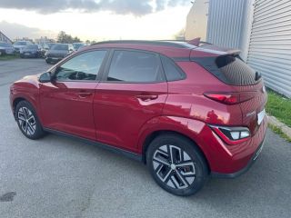 29200 : Hyundai Brest - Iroise Automobiles - HYUNDAI Kona - Kona - Sunset Red Métal - Traction - Electrique