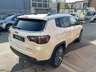 04100 : Hyundai Manosque - Pedinielli - JEEP COMPASS Limited - COMPASS II - Blanc - Boîte automatique - Essence / Courant électrique