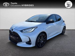50000 : Hyundai Saint-Lô - GCA - TOYOTA Yaris - Yaris - Bi-ton Blanc Lunaire / Toit noir - Traction - Hybride : Essence/Electrique