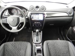 52000 : Hyundai Chaumont - Garage Michel Bazin - SUZUKI Vitara - Vitara - Cool White Pearl métallisé - Traction - Essence/Micro-Hybride