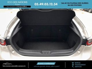 86000 : Hyundai Poitiers - Eco des Nations - MAZDA Mazda 3 - Mazda 3 - Platinum Quartz Métallisé - Traction - Essence/Micro-Hybride