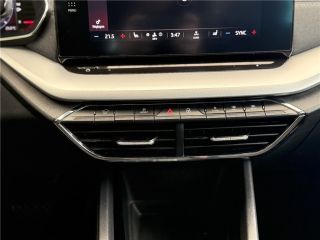 13200 : HYUNDAI Arles - Lexa Automobile - SKODA OCTAVIA Style - OCTAVIA IV - Noir - Automate sequentiel - Essence sans plomb