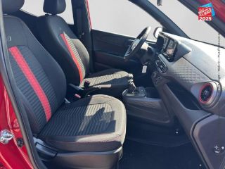 67800 : Hyundai Strasbourg - HESS Automobile - HYUNDAI i10 - i10 - Dragon Red Métal/Toit/rétros Black - Traction - Essence