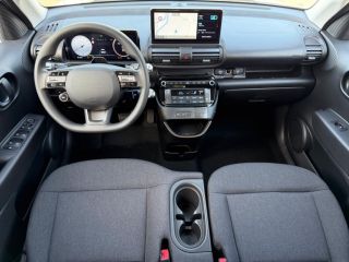 13200 : HYUNDAI Arles - Lexa Automobile - HYUNDAI INSTER  - INSTER - Noir - Automate à fonct. Continu - Courant électrique