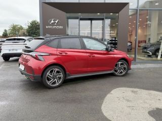 72100 : Hyundai Le Mans - GCH LE MANS - HYUNDAI i20 - i20 - Dragon Red Métal/Toit+rétros Black - Traction - Essence