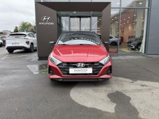 72100 : Hyundai Le Mans - GCH LE MANS - HYUNDAI i20 - i20 - Dragon Red Métal/Toit+rétros Black - Traction - Essence