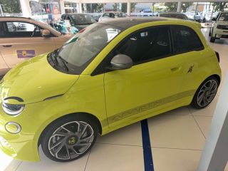 04100 : Hyundai Manosque - Pedinielli - ABARTH 500e Scorpionissima - ABARTH 500 II ELECTRIQUE - Vert - Automate à fonct. Continu - Courant électrique