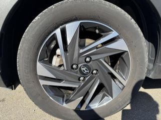 50300 : Hyundai Avranches - GCA - HYUNDAI Bayon - Bayon - Aurora grey -  - Essence