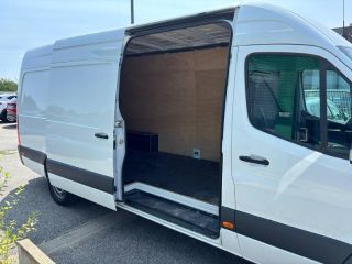 78000 : Hyundai Versailles - SOCOHY - MERCEDES-BENZ Sprinter Fg - Sprinter Fg - Blanc arctique - Propulsion - Diesel