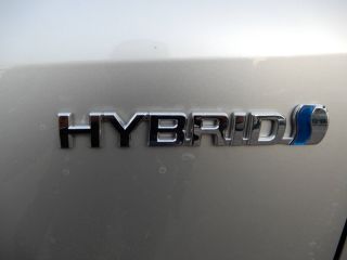 52000 : Hyundai Chaumont - Garage Michel Bazin - SUZUKI Swace - Swace - Precious Silver - Traction - Hybride : Essence/Electrique