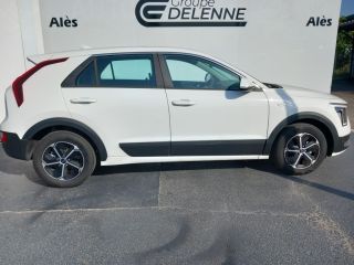 30100 : Hyundai Alès - Auto Hall - KIA NIRO Motion - NIRO II - Blanc - Automate sequentiel - Essence / Courant électrique