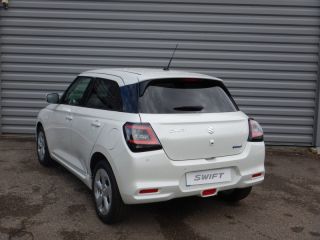 52000 : Hyundai Chaumont - Garage Michel Bazin - SUZUKI Swift - Swift - Pure White Pearl Metal - Traction - Essence/Micro-Hybride