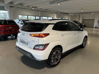 69190 : Hyundai Lyon Sud - Groupe Central Autos - HYUNDAI KONA ELECTRIC Business - KONA ELECTRIQUE - SERENITY WHITE - Automate à fonct. Continu - Courant électrique