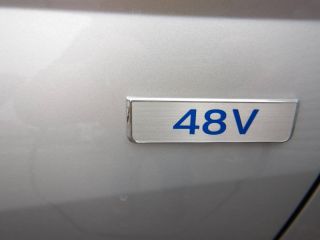 52000 : Hyundai Chaumont - Garage Michel Bazin - HYUNDAI i20 - i20 - Sleek Silver Métal - Traction - Essence/Micro-Hybride