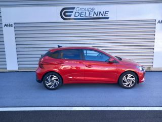 30100 : Hyundai Alès - Auto Hall - HYUNDAI i20 Intuitive - i20 III - Rouge - Boîte manuelle - Essence sans plomb