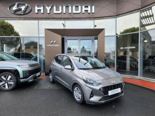 19100 : Hyundai Brive-la-Gaillarde - Garage Pouget - HYUNDAI i10 - i10 - Elemental Brass Métal - Traction - Essence