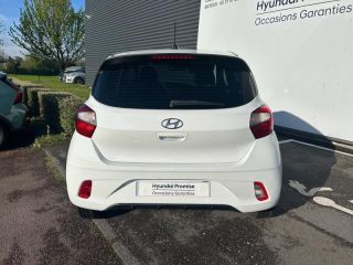 14100 : Hyundai Lisieux - Trajectoire Automobiles - HYUNDAI i10 - i10 - Polar White - Traction - Essence