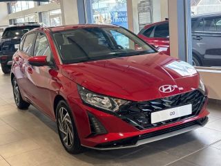 89100 : Hyundai Sens - APS - HYUNDAI i20 - i20 - Dragon Red Métal - Traction - Essence