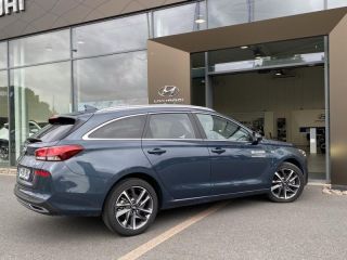 59640 : Hyundai Dunkerque - Europ&#039;Auto - HYUNDAI i30 SW - i30 SW - Teal Blue Métal - Traction - Essence/Micro-Hybride