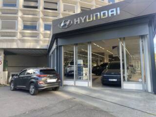 75013 : Hyundai Paris 13 - Bayard Automobiles - HYUNDAI Kona - Kona - Dark night - Traction - Electrique