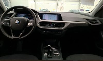 13200 : HYUNDAI Arles - Lexa Automobile - BMW SERIE 1 F40 Business Design - SERIE 1 F40 - Gris - Automate sequentiel - Essence sans plomb