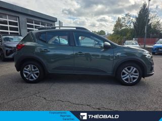 57200 : Hyundai Sarreguemines - Theobald Automobiles - DACIA Sandero - Sandero - Kaki Lichen - Traction - Essence