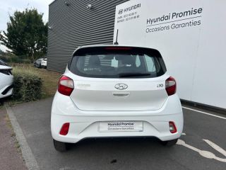 14100 : Hyundai Lisieux - Trajectoire Automobiles - HYUNDAI i10 - i10 - Polar White - Traction - Essence