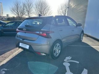 14100 : Hyundai Lisieux - Trajectoire Automobiles - HYUNDAI i20 - i20 - Sleek Silver Métal - Traction - Essence