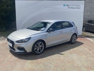 33110 : Hyundai Bordeaux Nord Le Bouscat - Sipa Automobiles - HYUNDAI i30 N Line - i30 III - Platinum Silver - Boîte séquentielle - Essence sans plomb