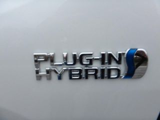 52000 : Hyundai Chaumont - Garage Michel Bazin - SUZUKI Across - Across - Platinium White Pearl Metallic - Transmission intégrale - Hybride rechargeable : Essence/Electrique