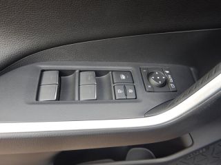 52000 : Hyundai Chaumont - Garage Michel Bazin - SUZUKI Across - Across - Platinium White Pearl Metallic - Transmission intégrale - Hybride rechargeable : Essence/Electrique