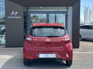 57200 : Hyundai Sarreguemines - Theobald Automobiles - HYUNDAI i10 - i10 - Dragon Red Métal - Traction - Essence