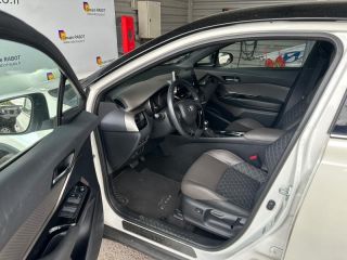 78310 : Hyundai Coignières - Socohy | Groupe Rabot - TOYOTA C-HR - C-HR - Blanc Nacré bi-ton - Traction - Hybride : Essence/Electrique