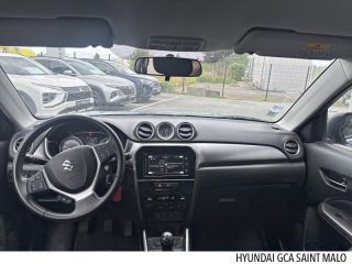 35400 : Hyundai Saint-Malo - GCA - SUZUKI Vitara - Vitara - So&#039;Color Galactic Gray/Black métal - Traction - Essence